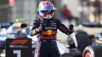 فيرستابن يحقق الفوز الكامل في جائزة أوستن بينما يواصل بياستري فقدان النقاط الحيوية